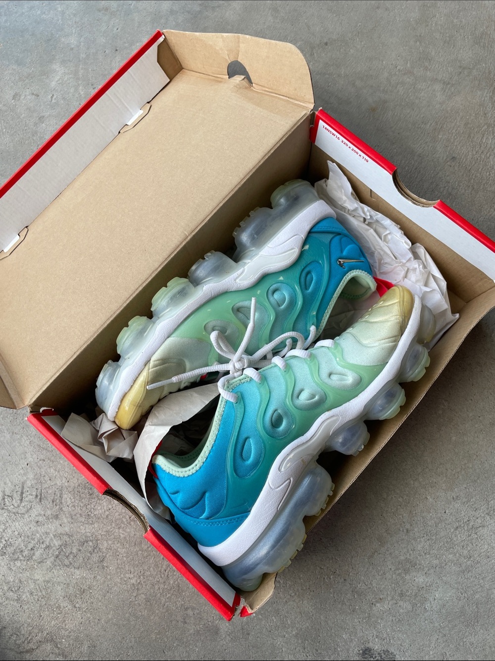NIKE Women's Air VaporMax Plus Mint Foam Laser Blue Shoes Size 8 - Picture 12 of 12